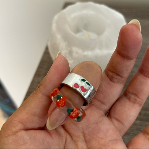 Set of 2 - Cute Fruits Rings! Cherry and Strawberry - Picture 7 of 14